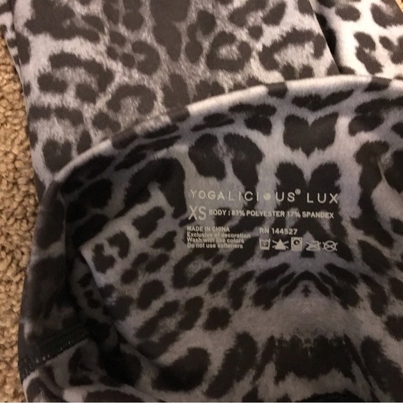 Yogalicious Leopard Print Leggings - Black and Gray super cute and flattering - Picture 2 of 5